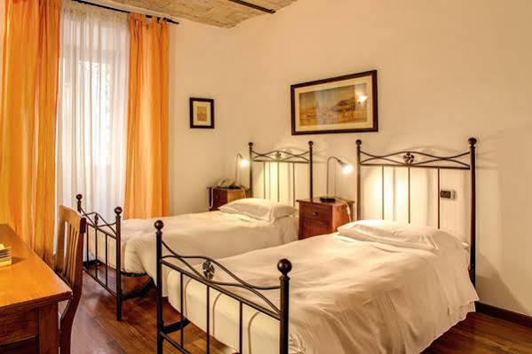 Nova Domizia Pensionat 2*